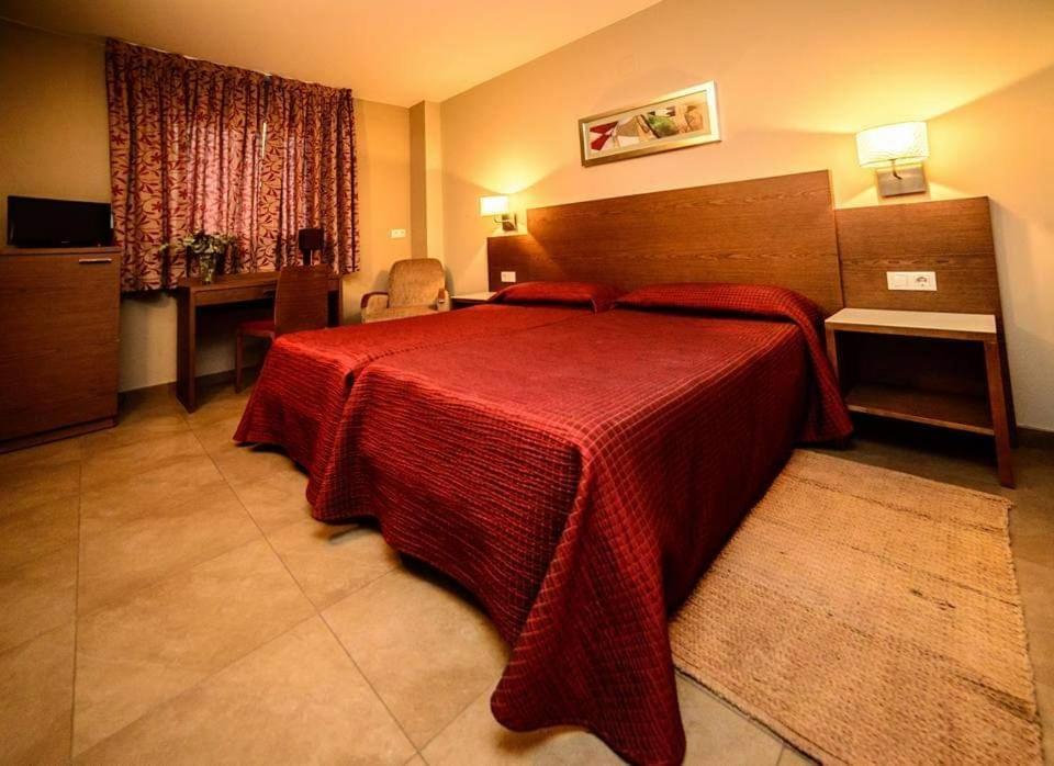 Hotel Ciutat De Carlet المظهر الخارجي الصورة